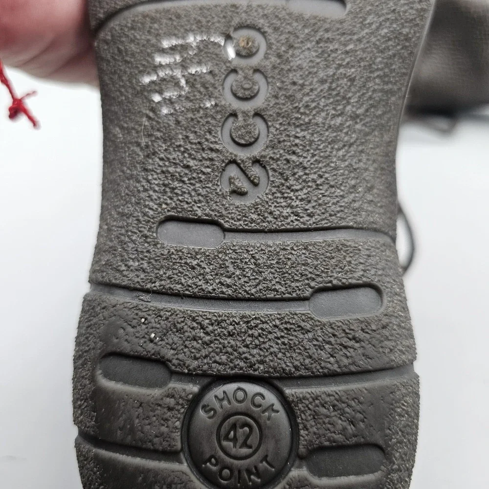 Ecco excellent used